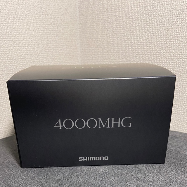 新品　シマノ ステラ 4000MHG 2022年モデル 3
