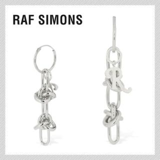 ラフシモンズ(RAF SIMONS)のRAF SIMONS double knot earring(ピアス(片耳用))