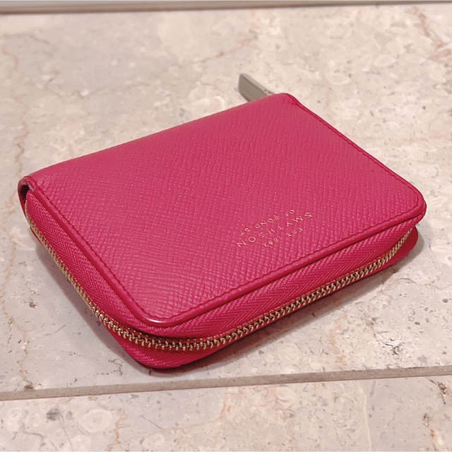 Smythson(スマイソン)のスマイソン　ミニ財布　Panamaレザージップパース SピンクSmythson レディースのファッション小物(財布)の商品写真