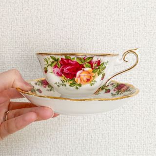 ロイヤルアルバート(ROYAL ALBERT)の最終値下げ【2客セット】ロイヤルアルバート　カップ&ソーサー(食器)