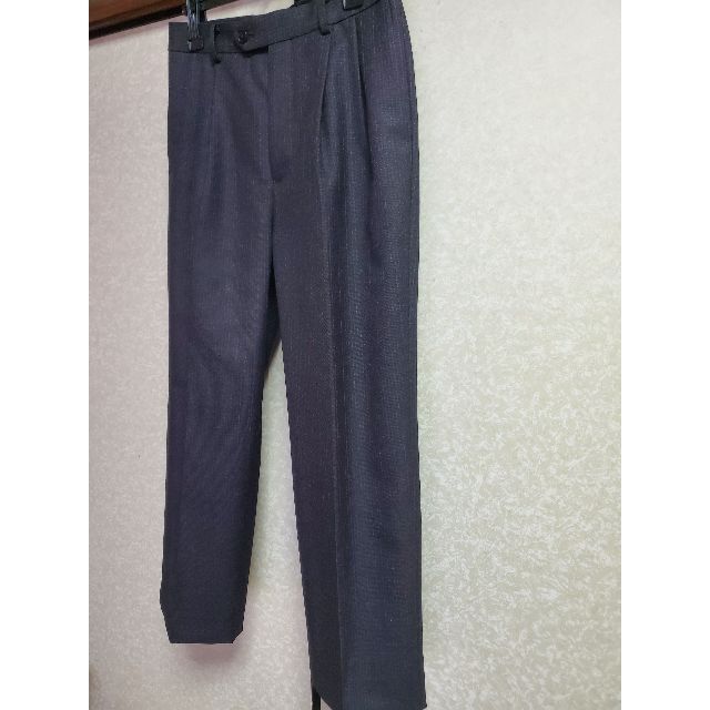 AURALEE(オーラリー)のAURALEE BLUEFACED WOOL TWO-TUCK SLACKS メンズのパンツ(スラックス)の商品写真