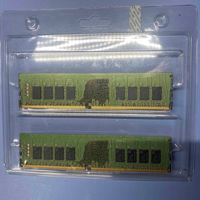 【bless様専用】DDR4-2666 16GB×2　デスクトップ用メモリ スマホ/家電/カメラのPC/タブレット(PCパーツ)の商品写真