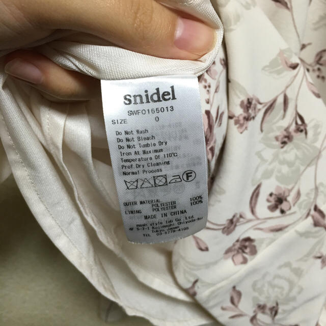 snidel フラワービジューワンピース