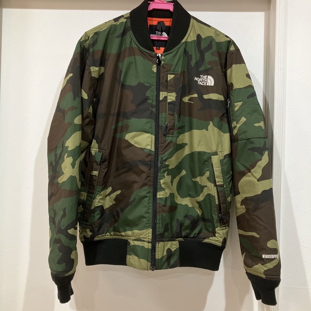 THE NORTH FACE(ザノースフェイス)のノースフェイス MA-1ブルゾン 中綿ジャケット 極暖 防風 美品 メンズのジャケット/アウター(ブルゾン)の商品写真