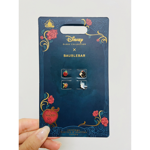 Disney(ディズニー)の日本未発売 バウブルバー 白雪姫 ピアス レディースのアクセサリー(ピアス)の商品写真