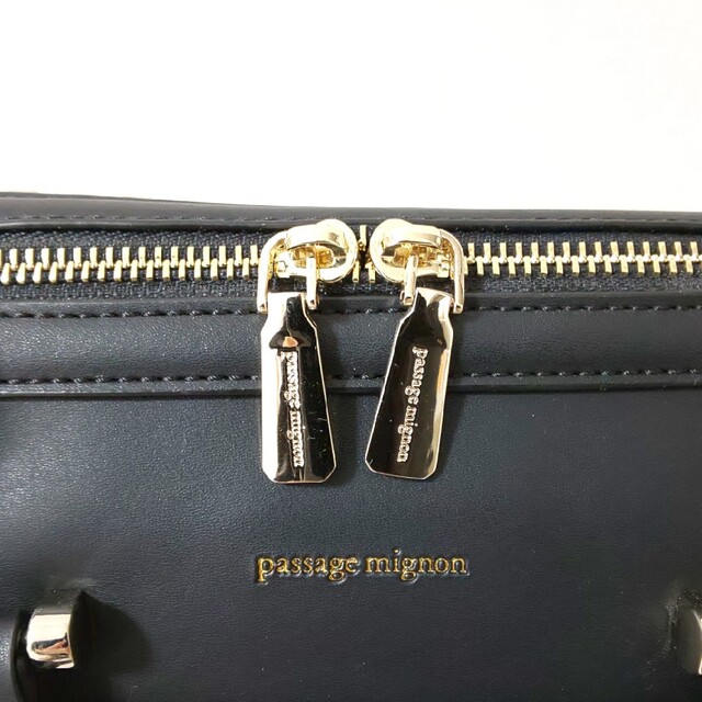 passage mignon(パサージュミニョン)の【未使用】パサージュミニョン ショルダー付き2WAYボストンバッグ／ブラック レディースのバッグ(ボストンバッグ)の商品写真