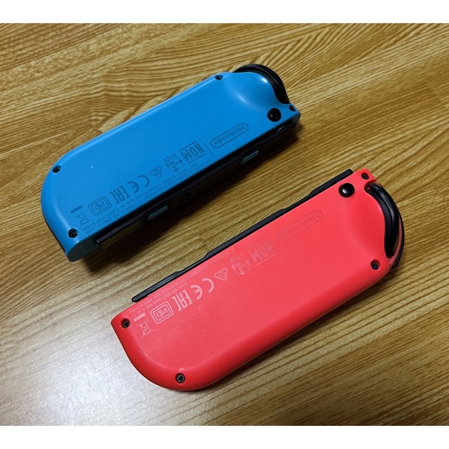 Nintendo Switch(ニンテンドースイッチ)のSwitch Joy-Con 【美品】スイッチ　ジョイコン エンタメ/ホビーのゲームソフト/ゲーム機本体(その他)の商品写真