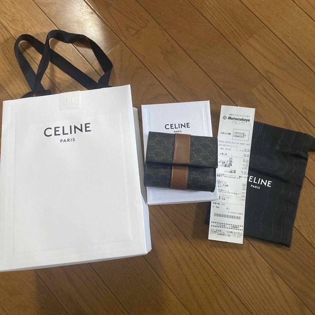 在庫有】 celine - 折りたたみ財布 CELINE 財布 - saintbenevolence.com