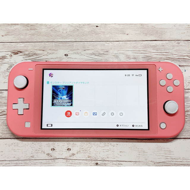 Nintendo Switch(ニンテンドースイッチ)のNintendo Switch Lite コーラル エンタメ/ホビーのゲームソフト/ゲーム機本体(携帯用ゲーム機本体)の商品写真