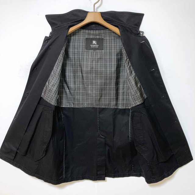 BURBERRY BLACK LABEL(バーバリーブラックレーベル)の希少！BURBERRYバーバリー　ノバチェック ステンカラーコート　ブラックLL メンズのジャケット/アウター(ステンカラーコート)の商品写真