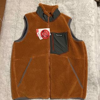 マーモット(MARMOT)の【タグ付新品】マーモットmarmot シープフリースベスト Mサイズ　テラコッタ(ベスト)