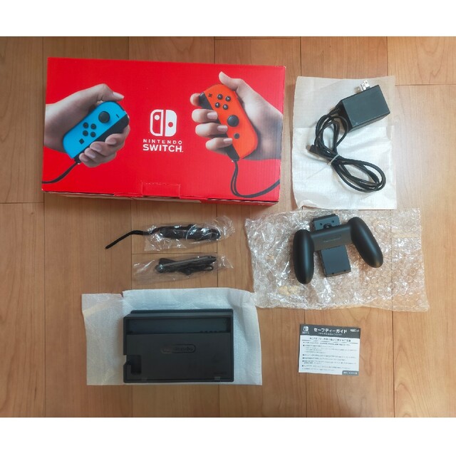 Nintendo Switch(ニンテンドースイッチ)のSWITCH　リングフィットアドベンチャー　セット エンタメ/ホビーのゲームソフト/ゲーム機本体(家庭用ゲーム機本体)の商品写真