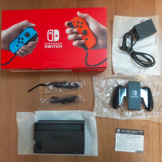 Nintendo Switch(ニンテンドースイッチ)のSWITCH　リングフィットアドベンチャー　セット エンタメ/ホビーのゲームソフト/ゲーム機本体(家庭用ゲーム機本体)の商品写真