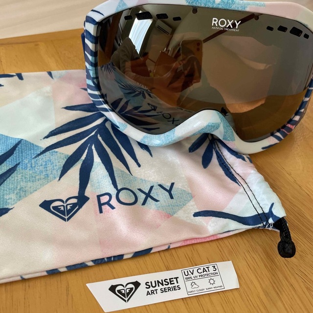 Roxy(ロキシー)の【専用出品】Roxy ゴーグル SUNSET ART SERIES スポーツ/アウトドアのスノーボード(アクセサリー)の商品写真