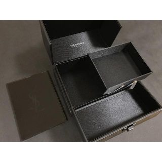 イヴサンローランボーテ(Yves Saint Laurent Beaute)の新品・未使用【非売品】YSL⭐︎コスメボックス⭐︎メイクボックス⭐︎ミラー付(その他)