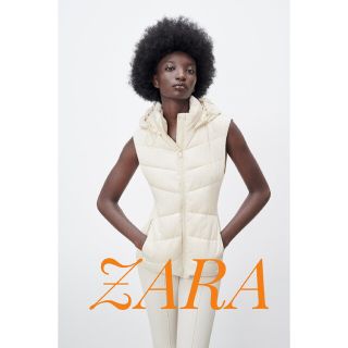 ザラ(ZARA)のZARA ザラ　フード付きベストXS(ダウンベスト)