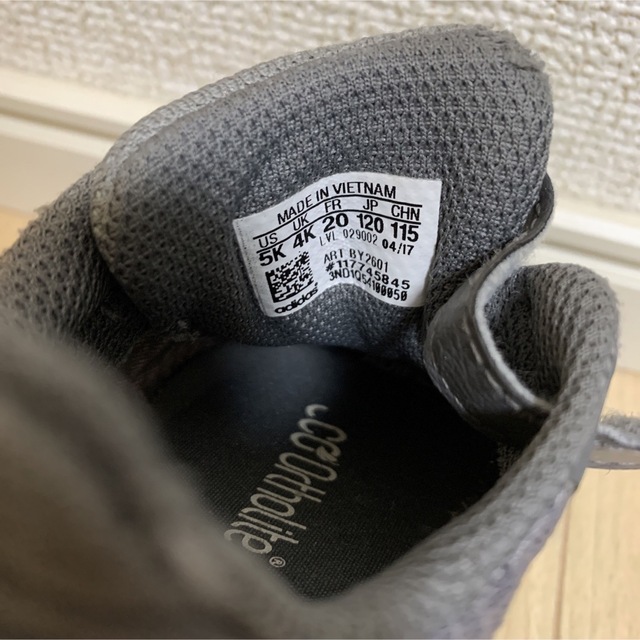adidas(アディダス)のアディダス スニーカー12cm キッズ/ベビー/マタニティのベビー靴/シューズ(~14cm)(スニーカー)の商品写真