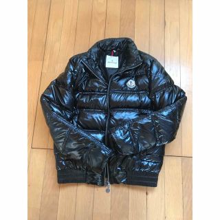 モンクレール(MONCLER)の美品モンクレールダウンジャケット(ダウンジャケット)