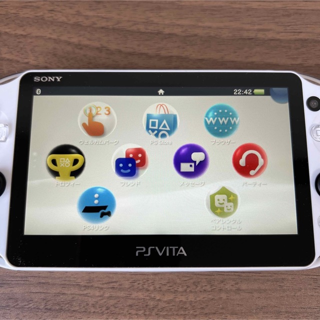 ☆本体美品☆ PlayStation Vita グレイシャーホワイト ☆本体美品☆ PlayStation Vita グレイシャーホワイト