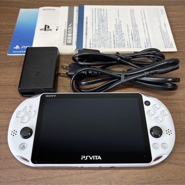 美品】playstation vita pch-2000 グレイシャーホワイト グランド