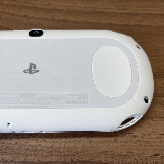 PlayStation Vita(プレイステーションヴィータ)の★本体美品★ PlayStation Vita グレイシャーホワイト エンタメ/ホビーのゲームソフト/ゲーム機本体(携帯用ゲーム機本体)の商品写真