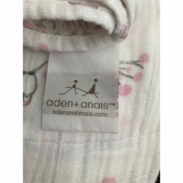 aden+anais(エイデンアンドアネイ)の【週末限定】aden+anais  エイデンアンドアネイ おくるみ　2枚セット キッズ/ベビー/マタニティのこども用ファッション小物(おくるみ/ブランケット)の商品写真