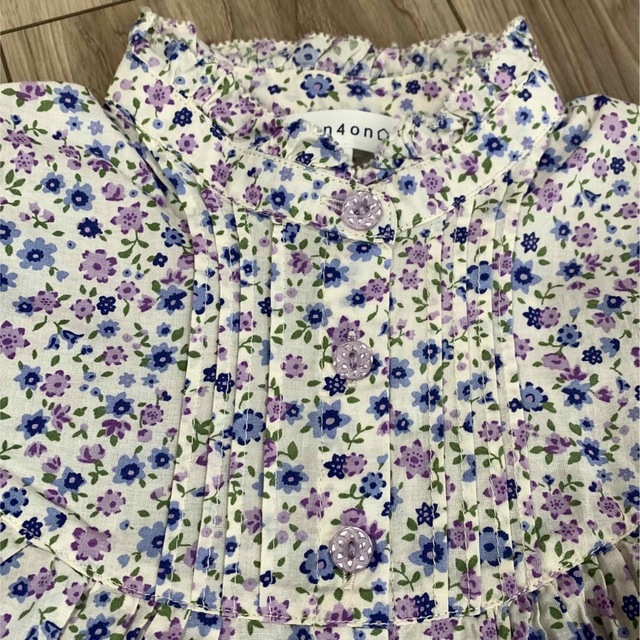 3can4on(サンカンシオン)の【未使用】3can4on 花柄ブラウス110cm キッズ/ベビー/マタニティのキッズ服女の子用(90cm~)(ブラウス)の商品写真