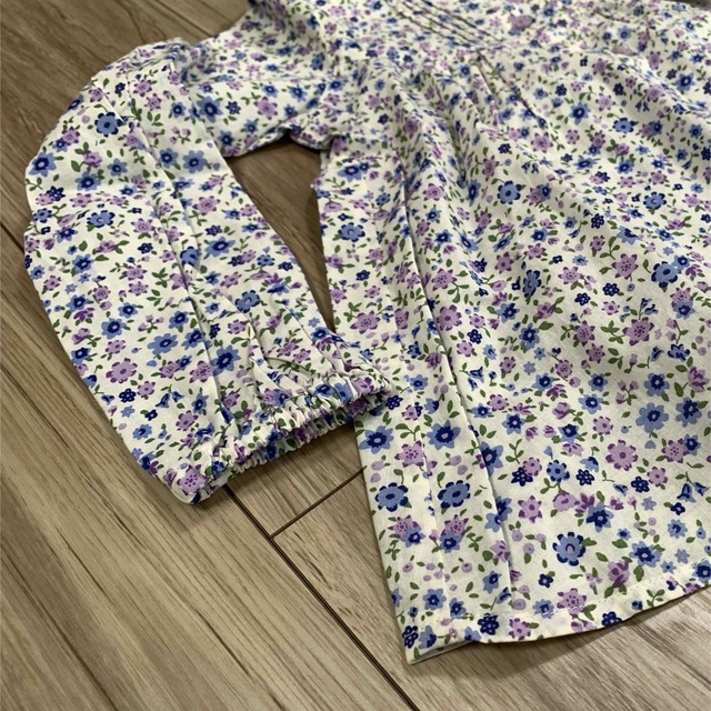 3can4on(サンカンシオン)の【未使用】3can4on 花柄ブラウス110cm キッズ/ベビー/マタニティのキッズ服女の子用(90cm~)(ブラウス)の商品写真