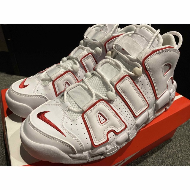 NIKE(ナイキ)の新品未使用　NIKE AIR MORE UPTEMPO'96 27,5cm メンズの靴/シューズ(スニーカー)の商品写真