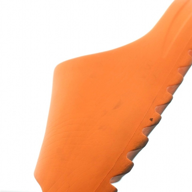 adidas(アディダス)のadidas YEEZY SLIDE Enflame Orange US9 27 メンズの靴/シューズ(サンダル)の商品写真