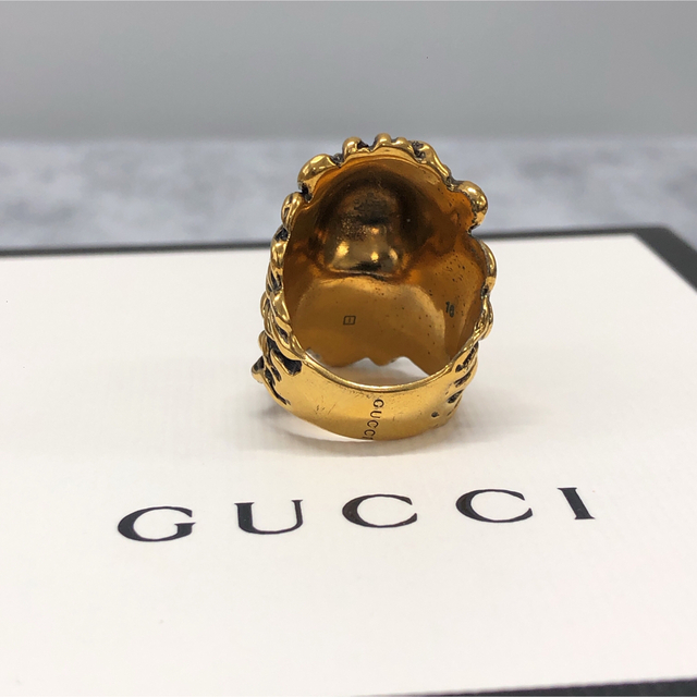 Gucci(グッチ)のグッチ ライオンヘッド リング GPゴールド ブルーサファイア 15.5号 指輪 メンズのアクセサリー(リング(指輪))の商品写真