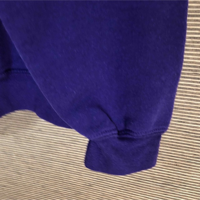 GILDAN(ギルタン)の【ギルダン】パーカー　ソフトボール　ガールズ　紫　裏起毛　デカロゴ70 メンズのトップス(パーカー)の商品写真