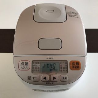 ゾウジルシ(象印)の象印マイコン炊飯ジャー　極め炊きZOJIRUSHI NL-BB05-WM(炊飯器)