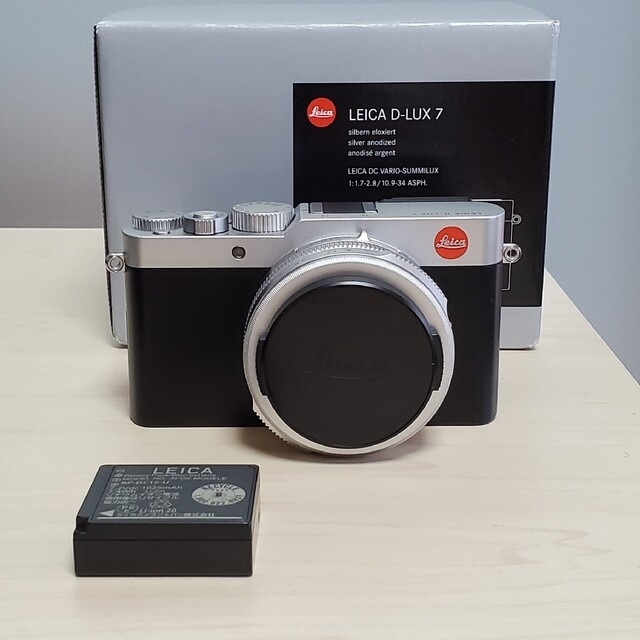 LEICA D-LUX 7 19116 シルバー マイクロフォーサーズ コンデジ