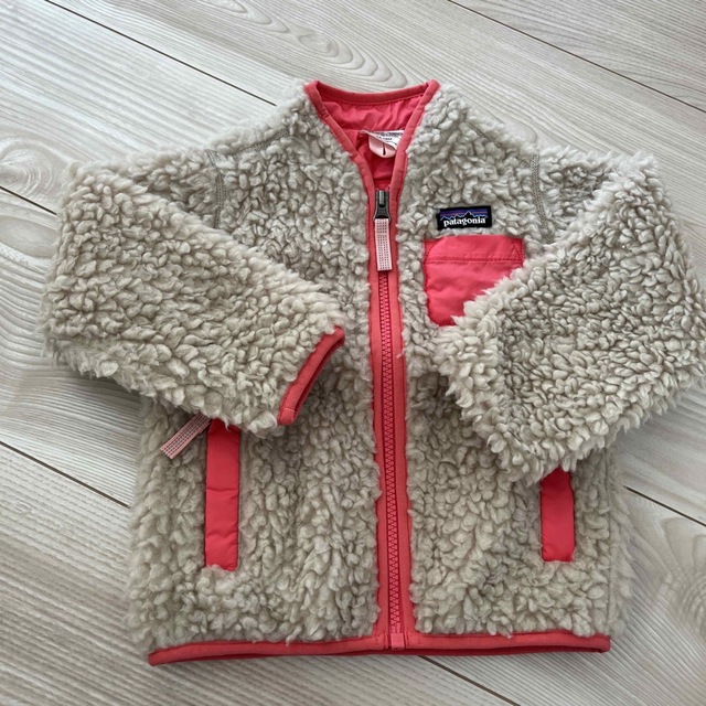 patagonia(パタゴニア)のパタゴニアベビー　ジャケット キッズ/ベビー/マタニティのベビー服(~85cm)(ジャケット/コート)の商品写真