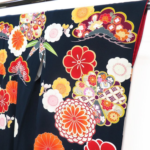 振袖 着物 正絹 花模様 松竹梅 菊 金駒刺繍 A817-10 L【中古】 レディースの水着/浴衣(着物)の商品写真