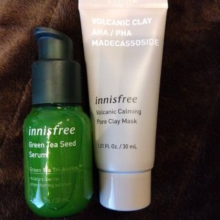 イニスフリー(Innisfree)のイニスフリー　グリーンティーシードセラム　値下げしました!(美容液)