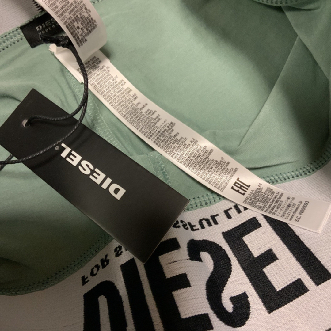 DIESEL(ディーゼル)の洗練されたデザイン　DIESEL　ラウンジウェア　レギンス　Sサイズ レディースのレッグウェア(レギンス/スパッツ)の商品写真