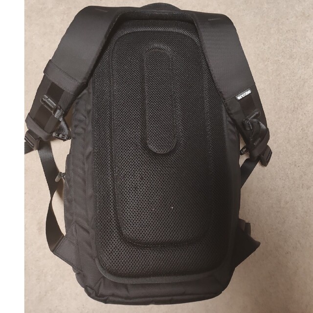 （美品）Incase カメラバッグ DSLR Pro Pack CL58068 メンズのバッグ(バッグパック/リュック)の商品写真