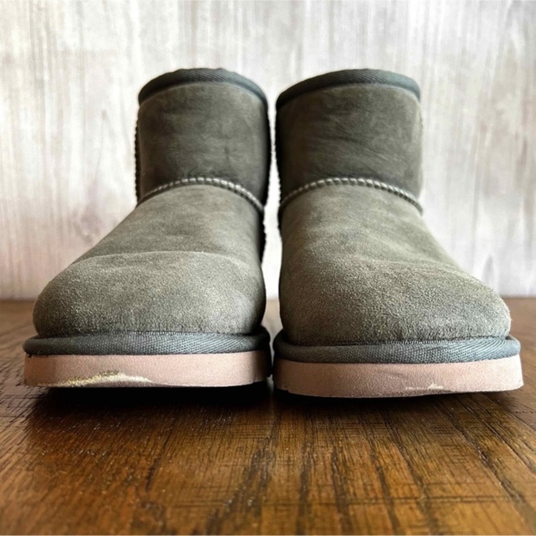 UGG AUSTRALIA(アグオーストラリア)のUGG W CLASSIC MINI ムートンブーツ 24cm  レディースの靴/シューズ(ブーツ)の商品写真