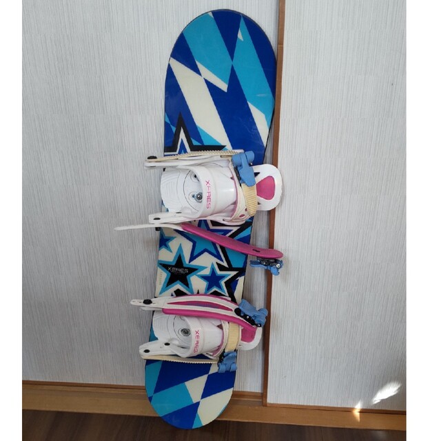 Ignio(イグニオ)のスノーボード板、バインディングセット スポーツ/アウトドアのスノーボード(ボード)の商品写真