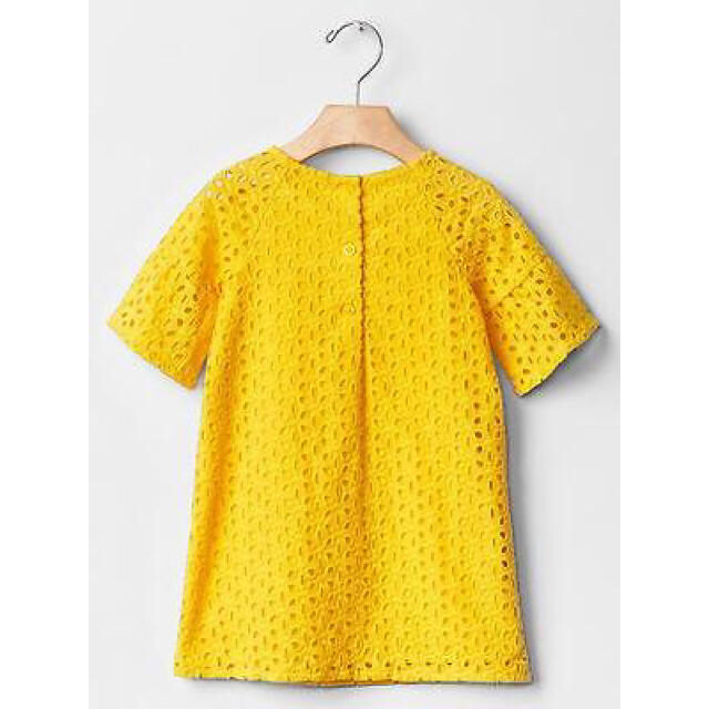 GAP Kids(ギャップキッズ)の【美品】gap アイレットレース ワンピースドレス 100cm キッズ/ベビー/マタニティのキッズ服女の子用(90cm~)(ワンピース)の商品写真