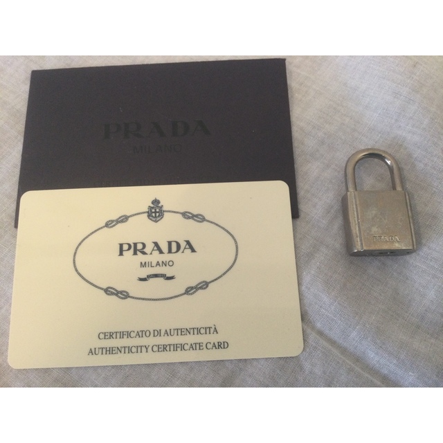 PRADA(プラダ)のプラダ  ナイロントートバッグB8497  美品 レディースのバッグ(トートバッグ)の商品写真