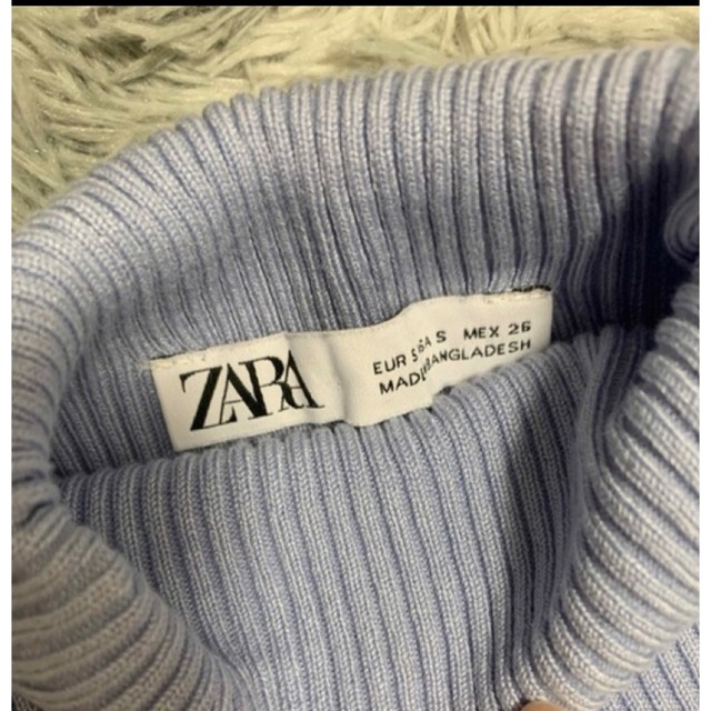 ZARA(ザラ)の[大幅値下]ZARA ザラ ハイネックニットワンピース ライトブルー リブ レディースのワンピース(ミニワンピース)の商品写真