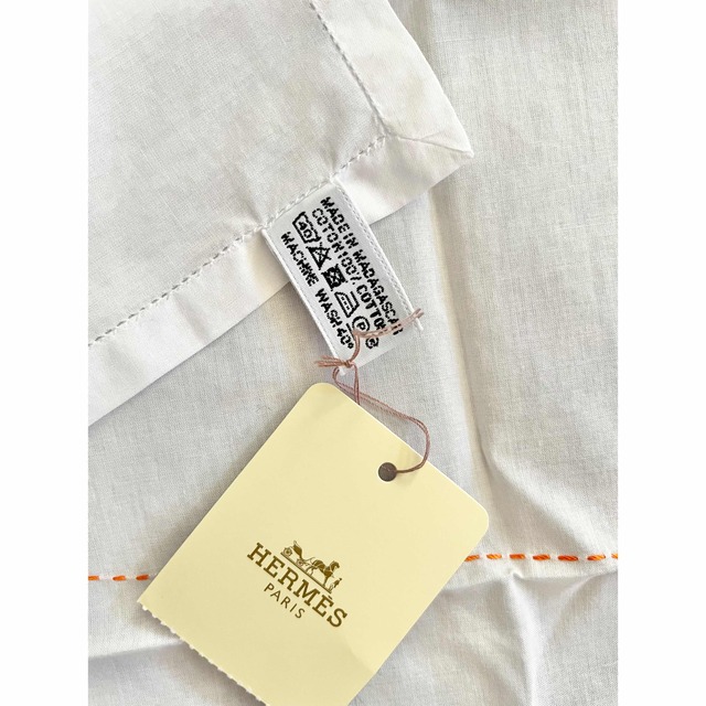 【新品】HERMES スターロゴ刺繍 ハンカチ エルメスオレンジ