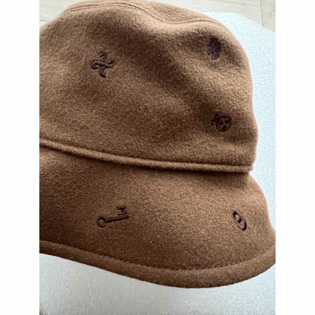 未使用品HERMESカシミヤDebbieCharmsバケットハットブラウン 未使用品HERMESカシミヤDebbieCharmsバケットハットブラウン