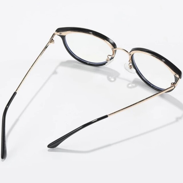 ブルーライトカット メガネ　PCメガネ　だてメガネ レディースのファッション小物(サングラス/メガネ)の商品写真