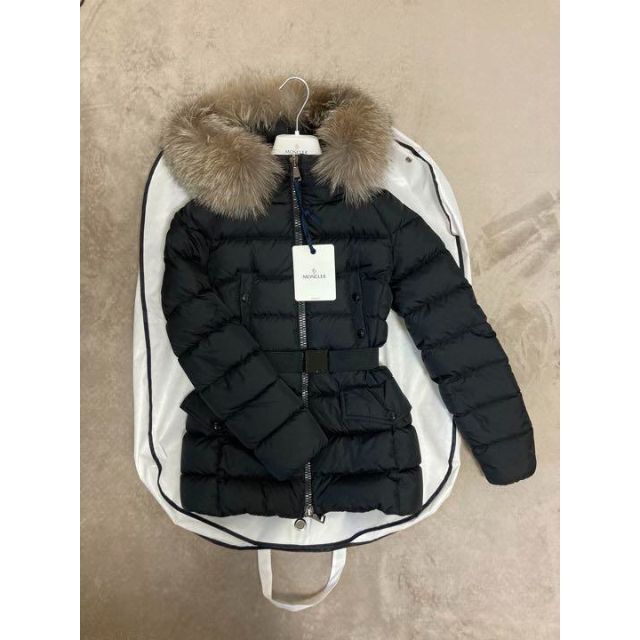 生まれのブランドで MONCLER 都内百貨店購入 サイズ1 ブラック CLION