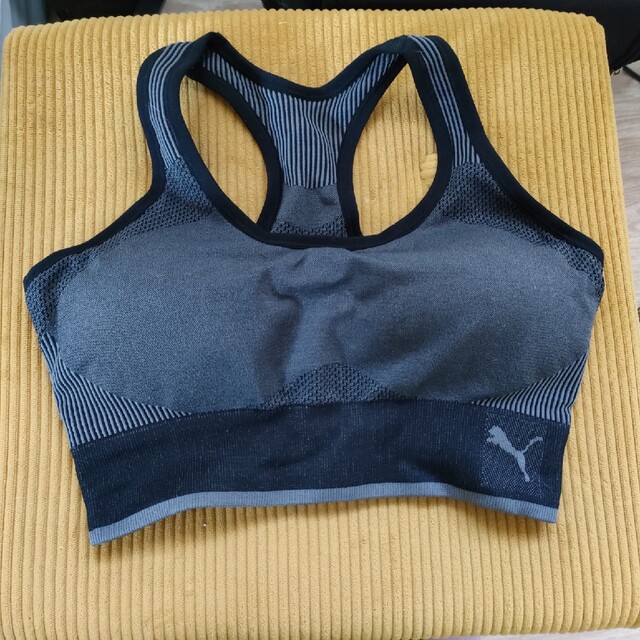 PUMA スポーツブラ M
