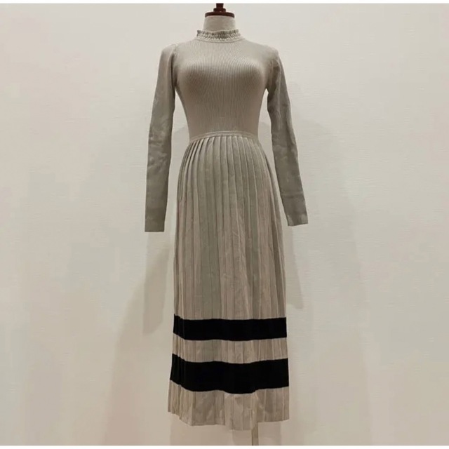 Rady - 新品☆Rady、ニットワンピースの通販 by meg's shop|レディー